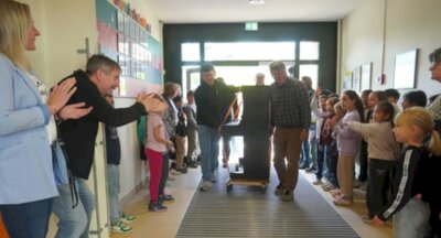 Spalier für ein Klavier: Foto: Lisa Giewald-Bach