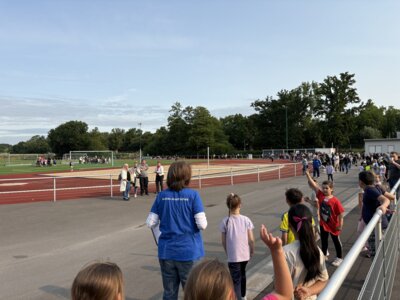 Spiel, Spaß und Sonnenschein – Unser Sportfest 2025 (Bild vergrößern)