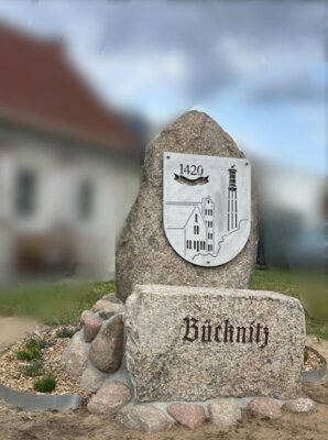 Neuer Gedenkstein in Bücknitz
