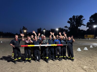 Gruppenfoto nach erfolgreicher Arbeit