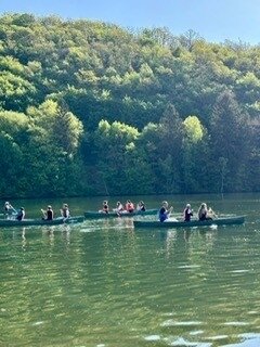 Starker Zusammenhalt in der Natur: Siebtklässler der Sekundarschule Hundem-Lenne erleben unvergessliche Teambuilding-Tage