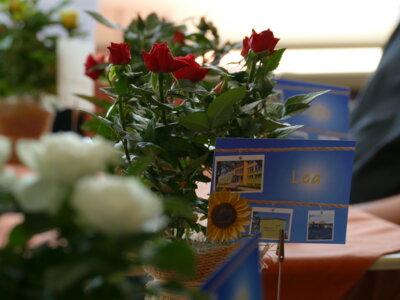 Feierliche Zeugnisübergabe an die 10. Klassen – Eine Veranstaltung voller Emotionen und Stolz (Bild vergrößern)