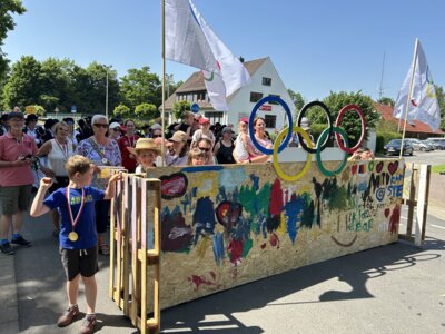 MTV-Kinderbarrikade beim Frauenumzug 2025