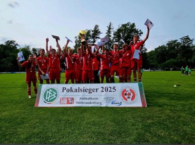 Meldung: �⚽ Abteilung Fußball: B-Junioren holen den Kreispokal in Lindenau ⚽�