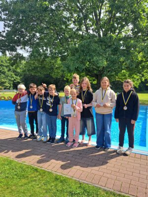 Meldung: Bronzemedaille bei den Kreismeisterschaften „Schwimmen“ für die Eichenbachschule