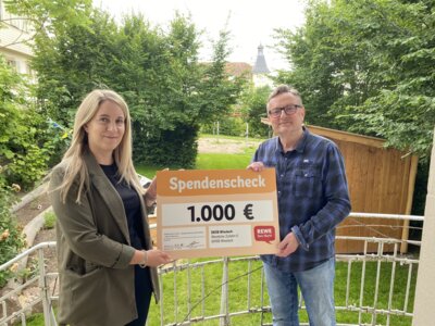 Bildunterschrift: Frau Ohnemus, Abteilungsleiterin Wareneingang und Bernd Wiedemann, Geschäftsführer (Bild vergr&ouml;&szlig;ern)