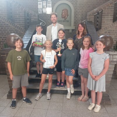 Foto zur Meldung: 1. Platz beim Stadtradeln - Unsere Grundschule radelt ganz vorne mit! Foto zur Meldung: 1. Platz beim Stadtradeln - Unsere Grundschule radelt ganz vorne mit!