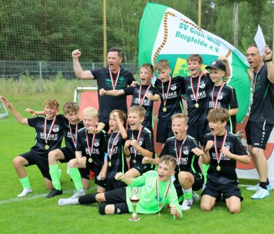 Bergfelder D-Junioren sichern sich den Meistertitel (Bild vergrößern)
