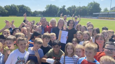 Meldung: Ernst Reuter Schule (ERS) in Niedersachsen bei Grundschulen 2024 auf Platz 1 im Sportabzeichen-Wettbewerb des Landes-Sportbundes (LSB)