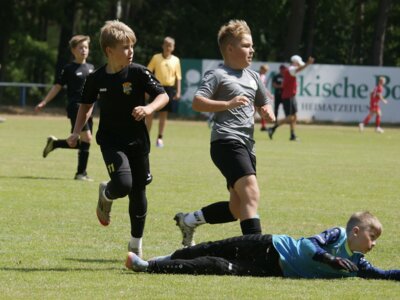 Gemischte #FSVE1 / #FSVD1 - Jugend zu Gast beim OLE-Fix Cup (Bild vergrößern)