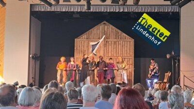 Theateraufführung des Theater Lindenhof "Wenn nicht heut, wann dann! von Franz Xaver Ott, Foto Gemeindeverwaltung Herdwangen-Schönach