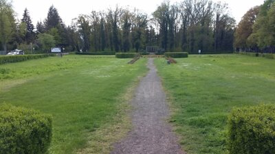 Rolandstadt Perleberg | Blick auf den Park am Friedrich-Engels-Platz.