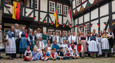 Pressemitteilung des Arbeitskreises Europäische Jugendwochen Burg Ludwigstein e. V.: 64. Europäische Jugendwochen auf Burg Ludwigstein vom 02.08. bis 09.08.2025 (Bild vergrößern)