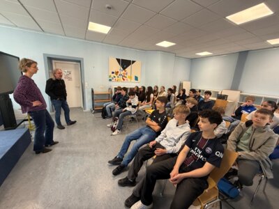 Autorenlesung in der Stadtbibliothek Neuwied – Ein besonderer Ausflug am 14. Mai (Bild vergr&ouml;&szlig;ern)