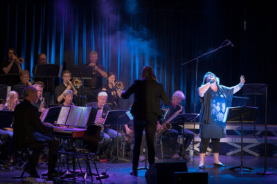 Große Gesangsrevue mit Klassikern und Gänsehautmomenten am 6. Juli