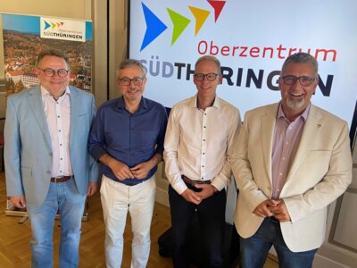 Meldung: Starker Kurs geht weiter: KAG Oberzentrum Südthüringen übergibt Vorsitz und stärkt Zukunftslinie