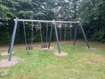 Neue Schaukel für unser Freizeitbad