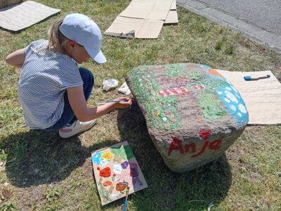 Projekttag "Mitwirken & Gestalten" Maifest in Ogrosen (Foto:FamilienCampus Lausitz gGmbH) (Bild vergrößern)