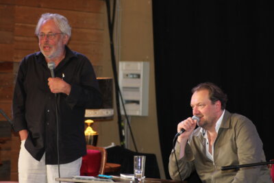 Tiefgründige Lesung mit Charly Hübner im Projekthof Karnitz