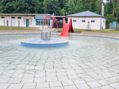Das Becken im Kleinkindbereich des Hainholz-Schwimmbades Pritzwalk ist wieder für den Badspaß freigegeben. Foto: Stadt Pritzwalk (Bild vergr&ouml;&szlig;ern)