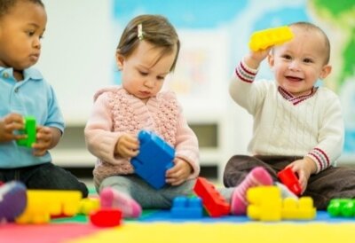 Kindertagespflegepersonen gesucht (Bild vergr&ouml;&szlig;ern)