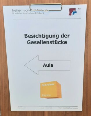 Gesellenstück-Ausstellung und Gute Form der Schreiner (Bild vergr&ouml;&szlig;ern)