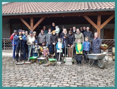 Dorfaktionstag „Sauberes Dorf“ in Grevenhagen (Bild vergr&ouml;&szlig;ern)