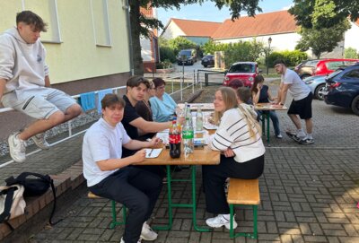Meldung: Burgergrillabend im Jugendclub