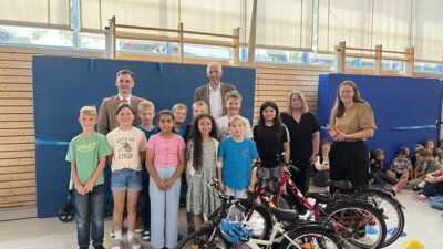 Ehrungen, Musik und Dank zum Jahresende an der Pastorius-Grundschule