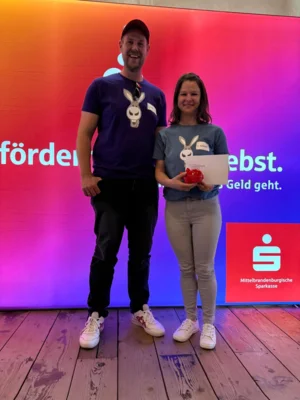 Eselfreunde im Havelland bedanken sich bei der MB Sparkasse 2025 (Bild vergr&ouml;&szlig;ern)