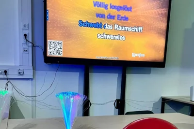 Meldung: Jetzt singen sie auch noch!