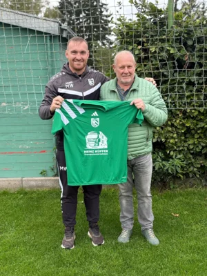 U12 Trikot-Sponsor (Bild vergr&ouml;&szlig;ern)