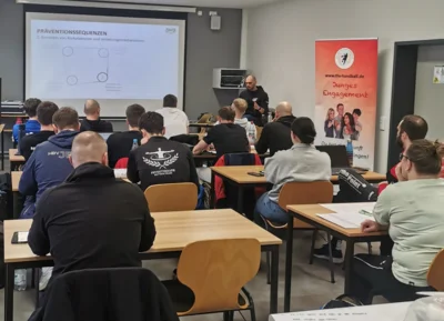 Gelungerner Start in die B-Lizenzausbildung (Bild vergr&ouml;&szlig;ern)