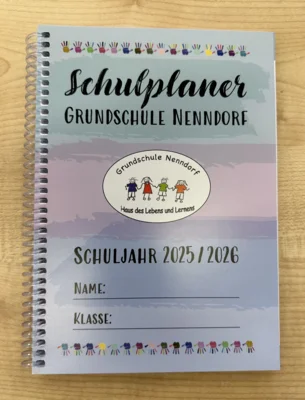 Unser erster Schulplaner ist da! (Bild vergr&ouml;&szlig;ern)