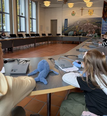 Die 4. Klassen besuchen das Rathaus in Senden (Bild vergr&ouml;&szlig;ern)