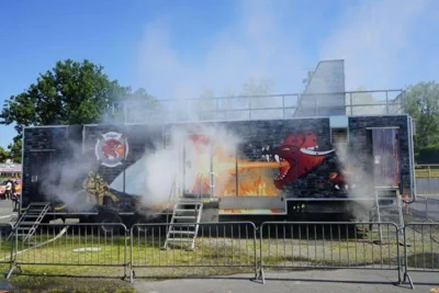 Meldung: Erfolgreiche Ausbildung in der mobilen Brandsimulationsanlage Fire Dragon