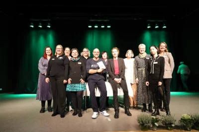 Meldung: Erfolgreicher Literatur-Nachmittag im Oberzentrum Südthüringen: Wenn Ende gut, dann alles: