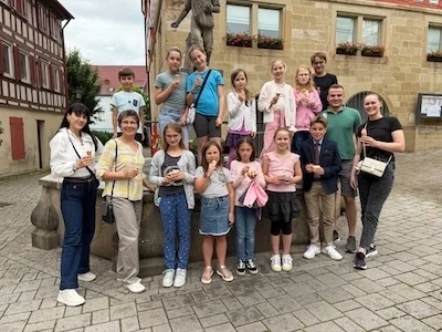 Meldung: HVG-Jugend feiert Konzerterfolg mit Eis auf dem Marktplatz