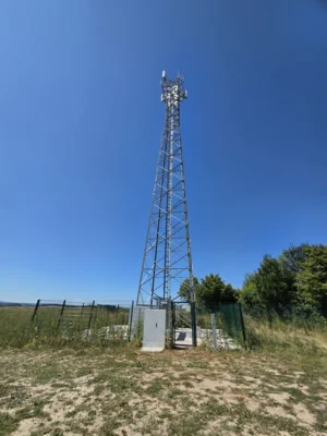 Mobilfunkmast Vielauer Höhe (Bild vergr&ouml;&szlig;ern)