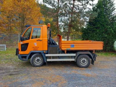 Das Amt Plessa verkauft aus seinem Fahrzeugbestand ein Multicar - Geräteträger Multicar M 27 C (Bild vergr&ouml;&szlig;ern)