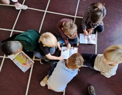 Kostenlose Jahreskarten für Schulanfängerinnen und Schulanfänger – E.DIS AG unterstützt Leseförderung in Fürstenwalde (Bild vergr&ouml;&szlig;ern)