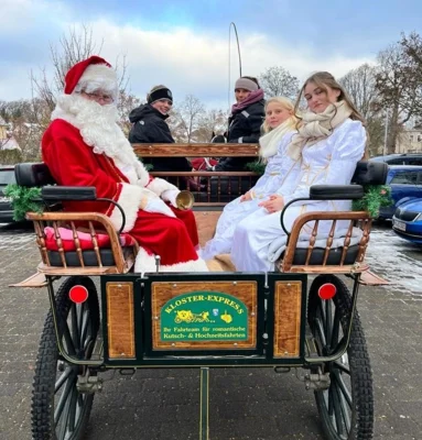 31. Lehniner Adventsmarkt eröffnet die Vorweihnachtszeit (Bild vergr&ouml;&szlig;ern)