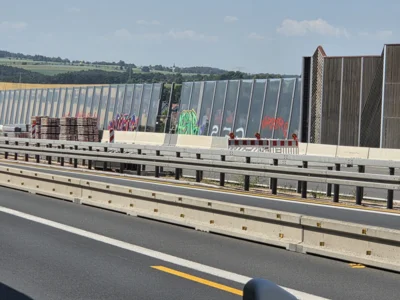 Baufeld Große Muldentalbrücke Haßlau (Bild vergr&ouml;&szlig;ern)
