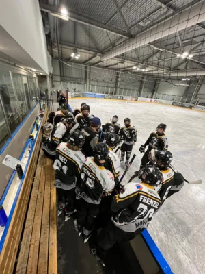 Bittere Niederlage für die U17 gegen Stuttgart (Bild vergr&ouml;&szlig;ern)