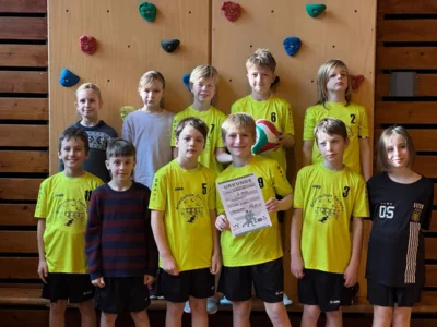 Zweifelderball-Turnier der Grundschulen (Bild vergr&ouml;&szlig;ern)