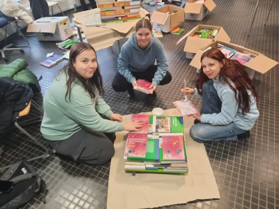 Foto zur Meldung: Büchermöbelprojekt Teil 2