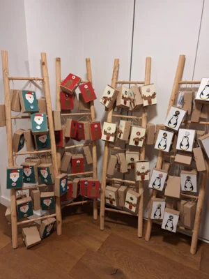 Adventskalender für unsere Klassen (Bild vergr&ouml;&szlig;ern)