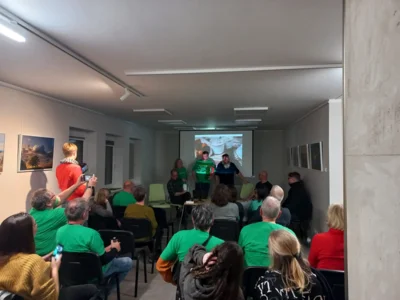 Rückblick auf unsere Schaf-Vernissage: Ein Abend voller Wärme und guter Gespräche