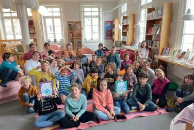 Büchereibesuch (Bild vergr&ouml;&szlig;ern)