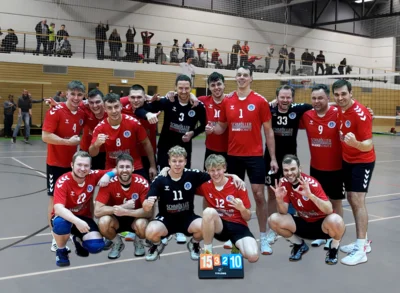 Meldung: H3: Knapper Derbysieg